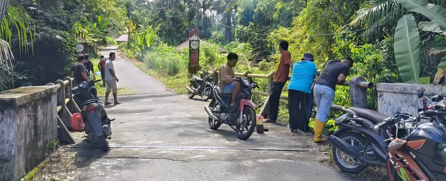 Kegiatan goro mingguan Nagari Campago